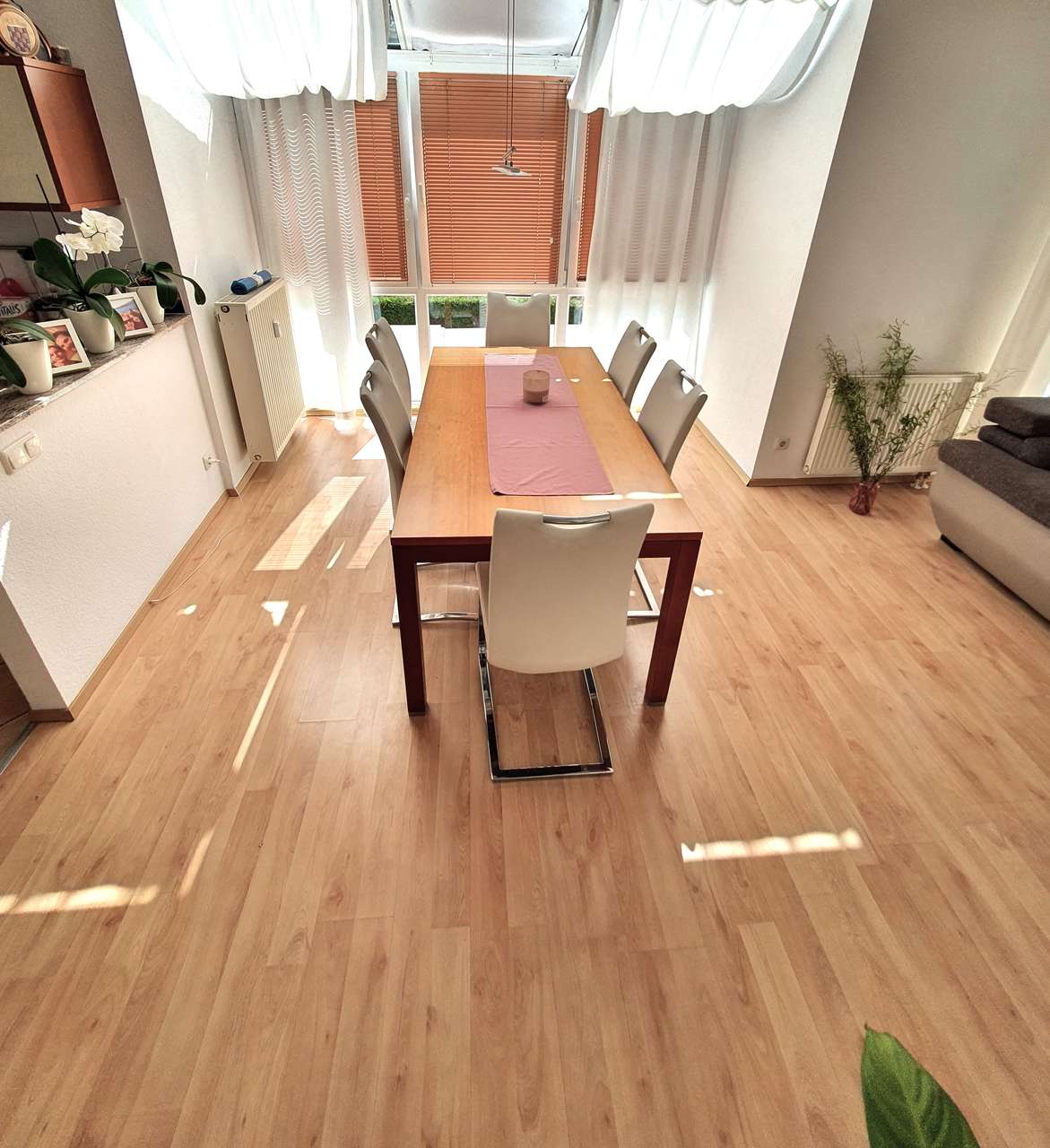 OF-STADTRAND:  2 Fam.Haus mit Garten