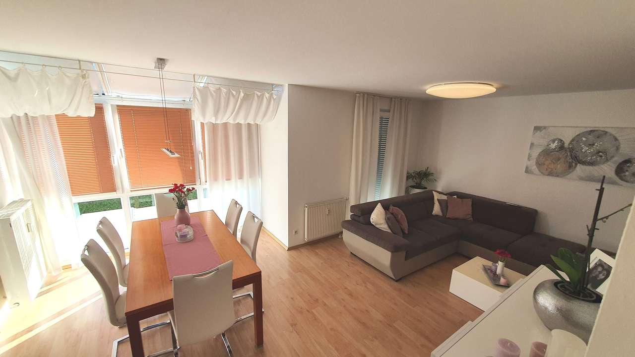 OF-STADTRAND:  2 Fam.Haus mit Garten