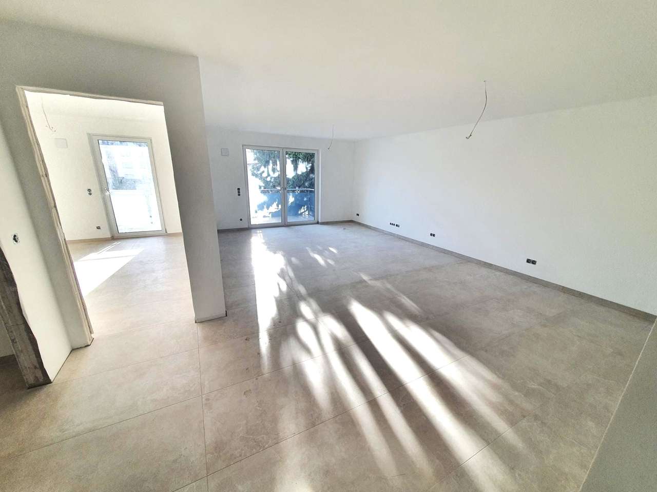 OF-BEREICH BUCHHÜGEL: "NEUBAU" 3 ZW -gehob.Ausstattung - Balkon TGL Bad in 6 Fam.Haus