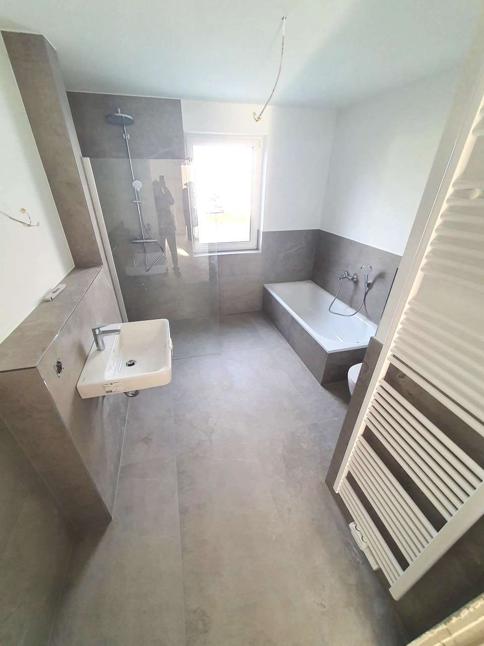 OF-BEREICH BUCHHÜGEL: "NEUBAU" 3 ZW -gehob.Ausstattung - Balkon TGL Bad in 6 Fam.Haus