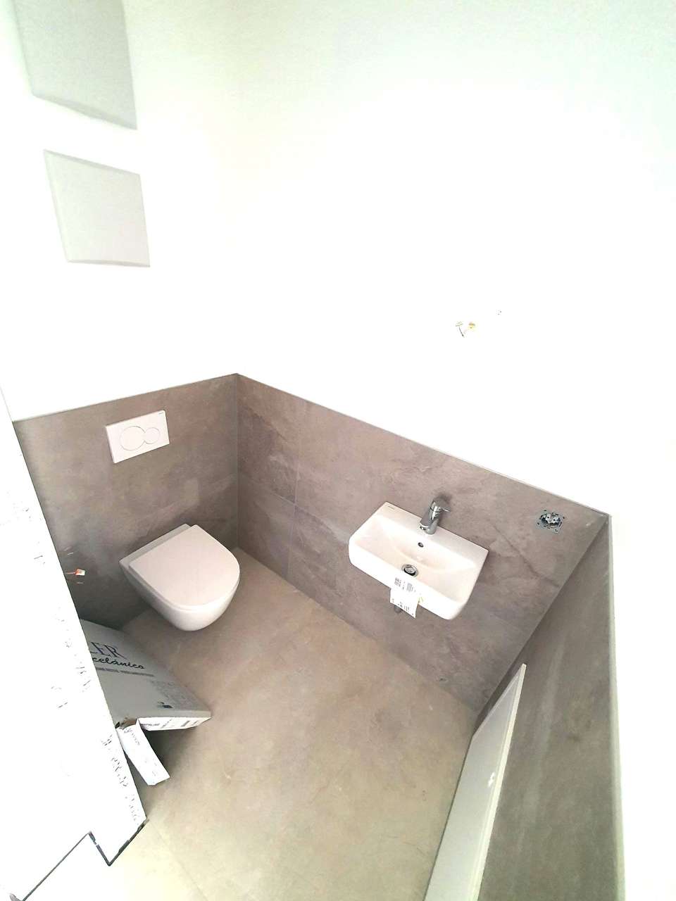 OF-BEREICH BUCHHÜGEL: "NEUBAU" 3 ZW -gehob.Ausstattung - Balkon TGL Bad in 6 Fam.Haus