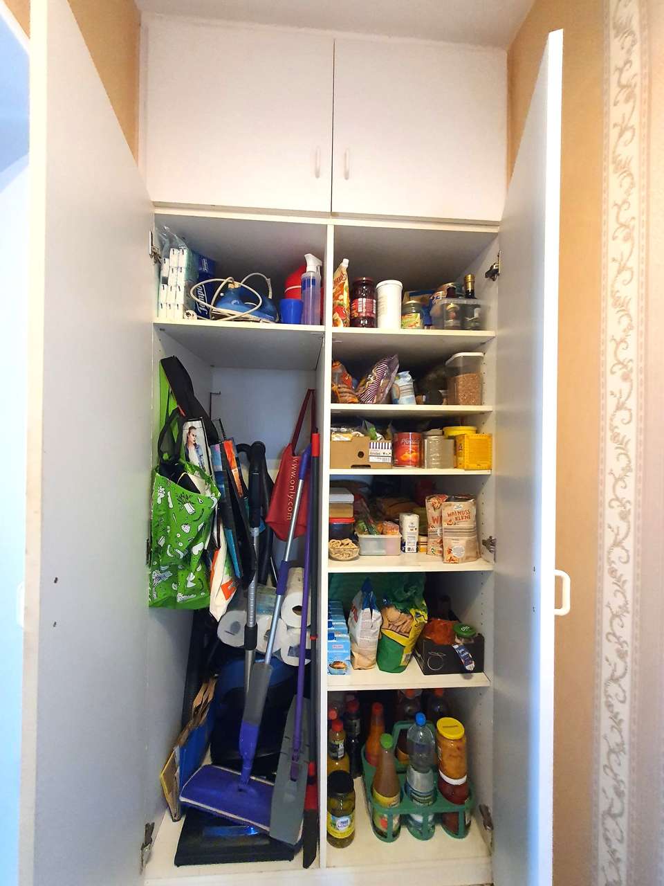 OBERTSHAUSEN:  Gewerbliche 3 Zi m. Sonnenbalkon u. kompl.EBK