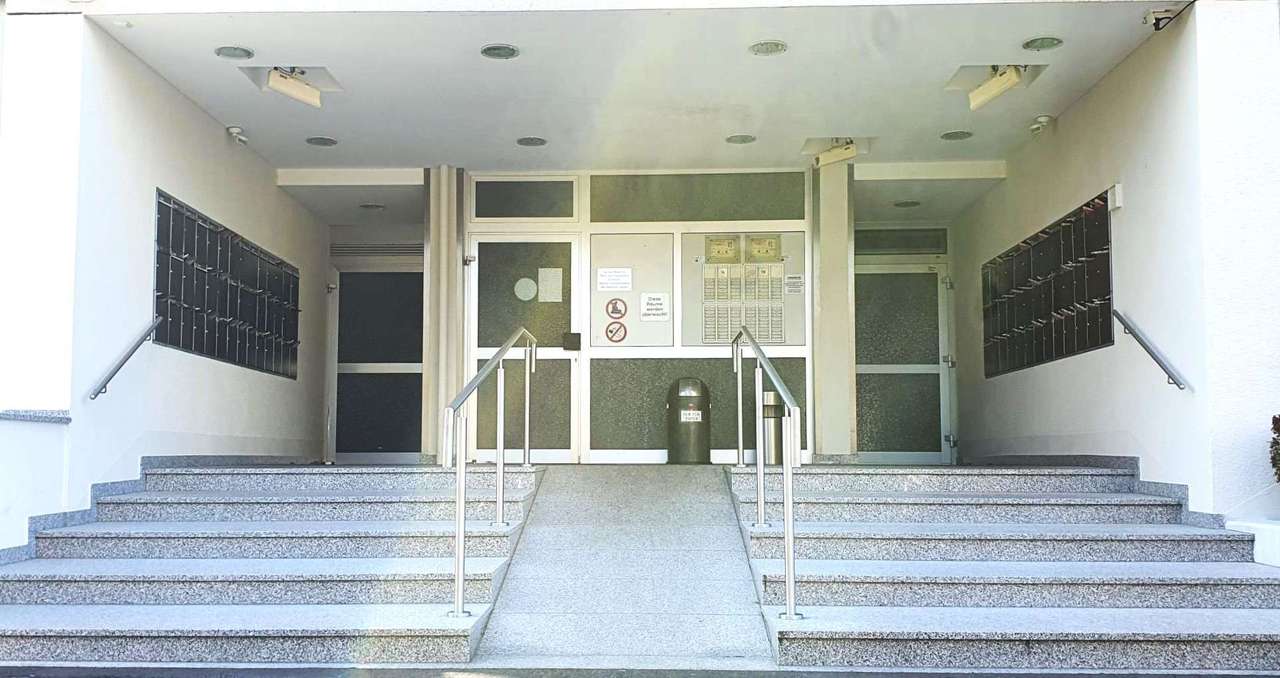 OBERTSHAUSEN:  NOTVERKAUF !  3 Zi. Büro  m. Balkon u. Duschbad - 100 % GEWERBLICHE NUTZUNG möglich