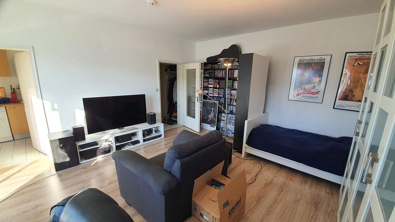 HEUSENSTAMM:  ACHTUNG SINGLES !!  1 Zi.Apartm. m. Balkon u. EBK