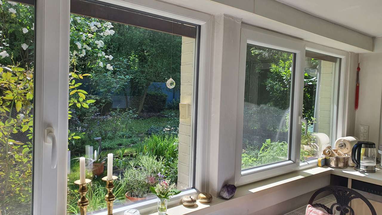 OF-STADTRAND: 4-5 Zi. i. ehem. Herrenhaus einer Kelterei aus 1922 - ca 450 m² Garten