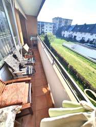 Balkon / Wartebereich :-) Balkon / Wartebereich :-)