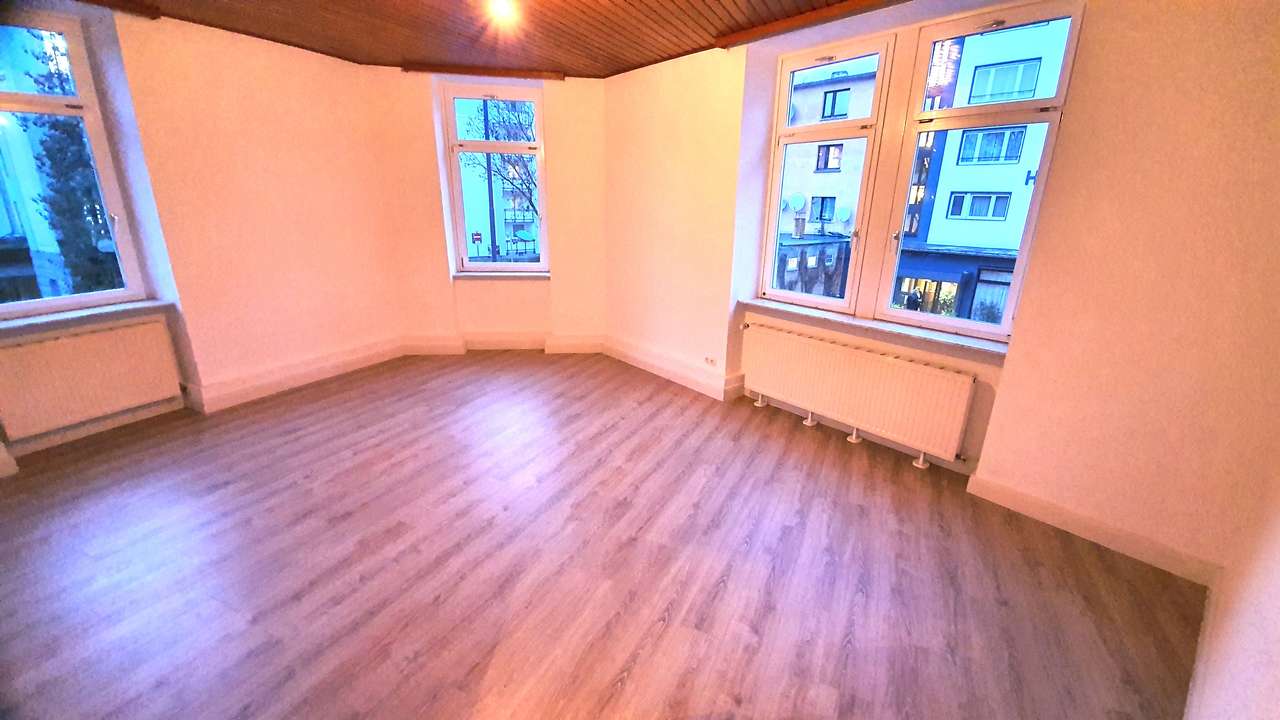 OFFENBACH-CITY: Nh.Kaiserlei 3 ZW m. moderner Einbauküche OFFENBACH-CITY: Nh.Kaiserlei 3 ZW m. moderner Einbauküche