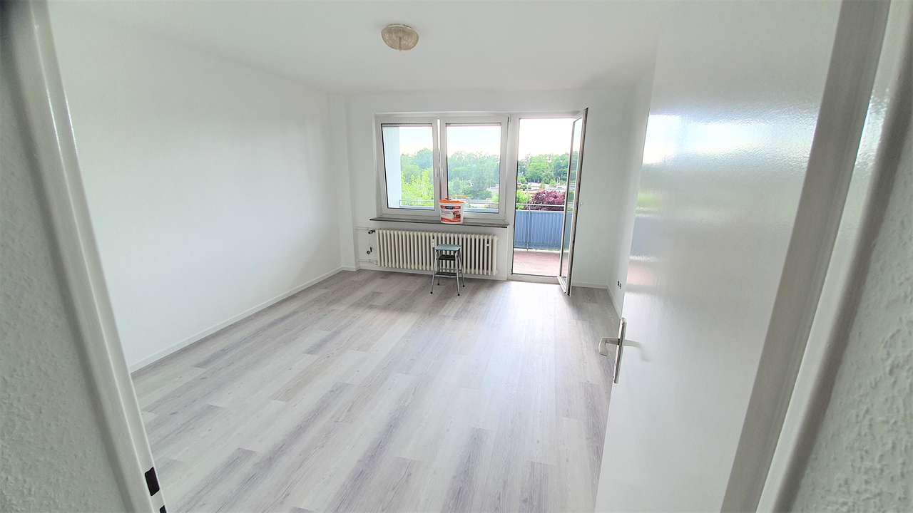 Schlafzimmer1 m. Balkon