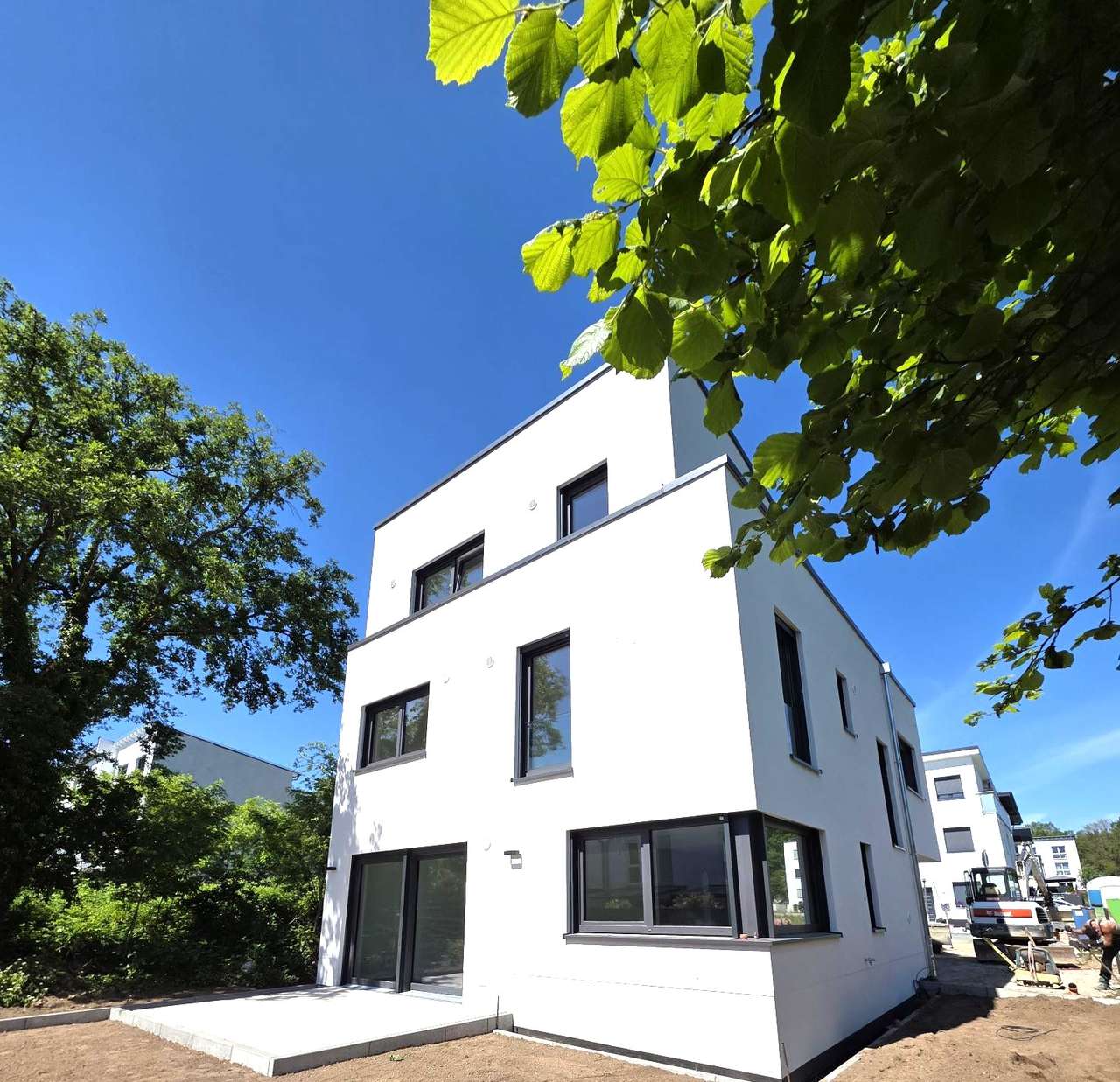 OF-BIEBER: NEUBAU  4 Zi.Mais. m. 2 Bäder - Terrasse/Garten am Park 